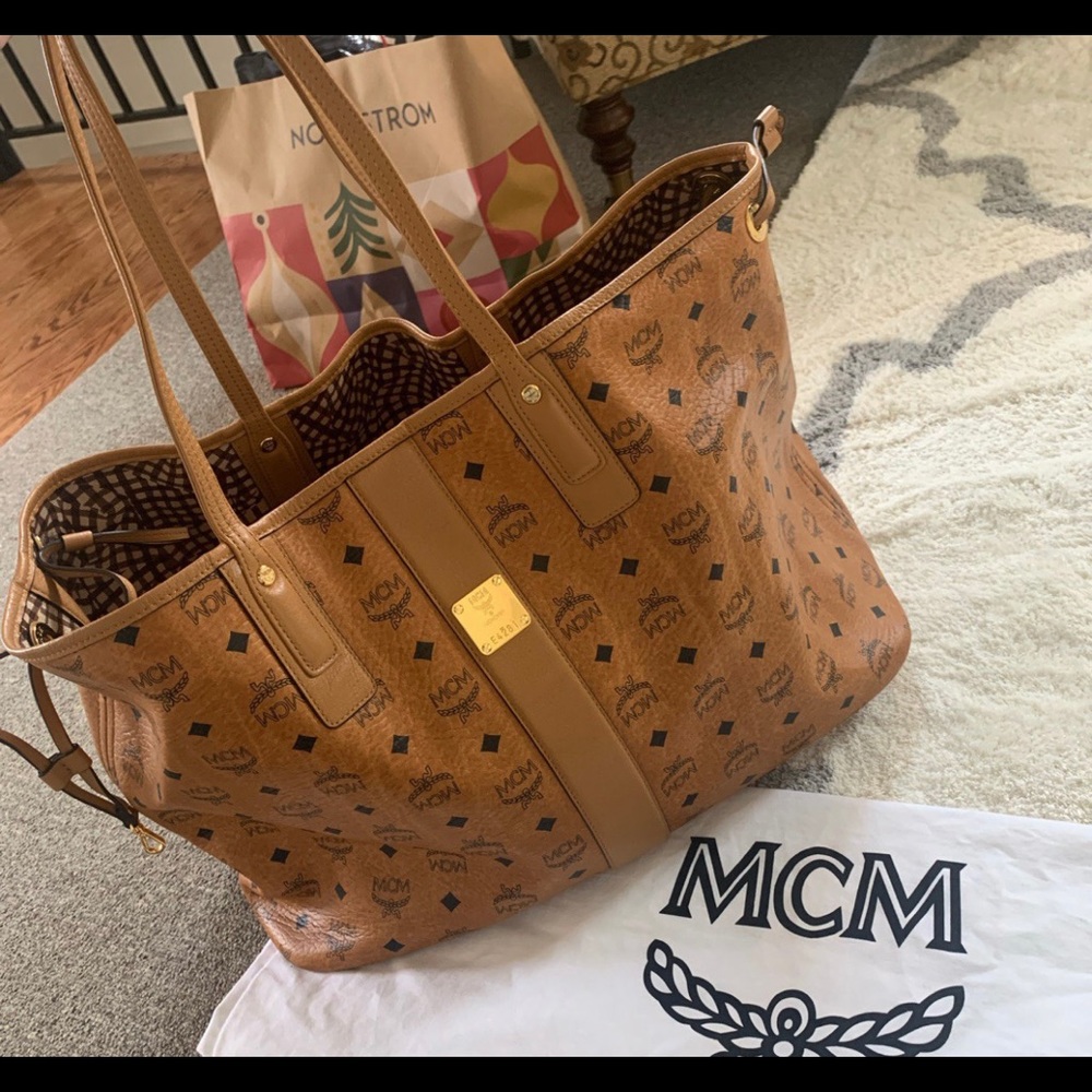 MCM Liz Reversible Large Tote